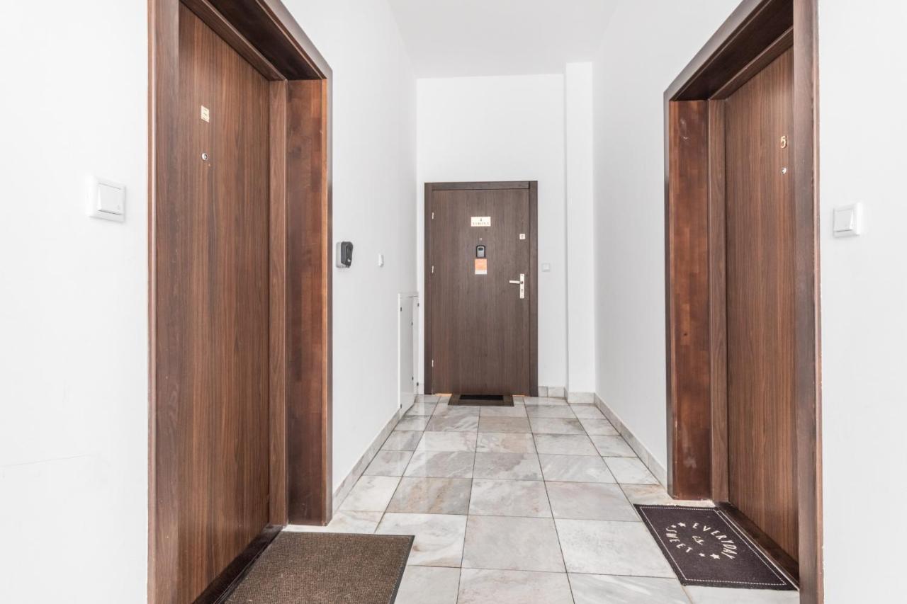 Polnocna By Renters Apartment
