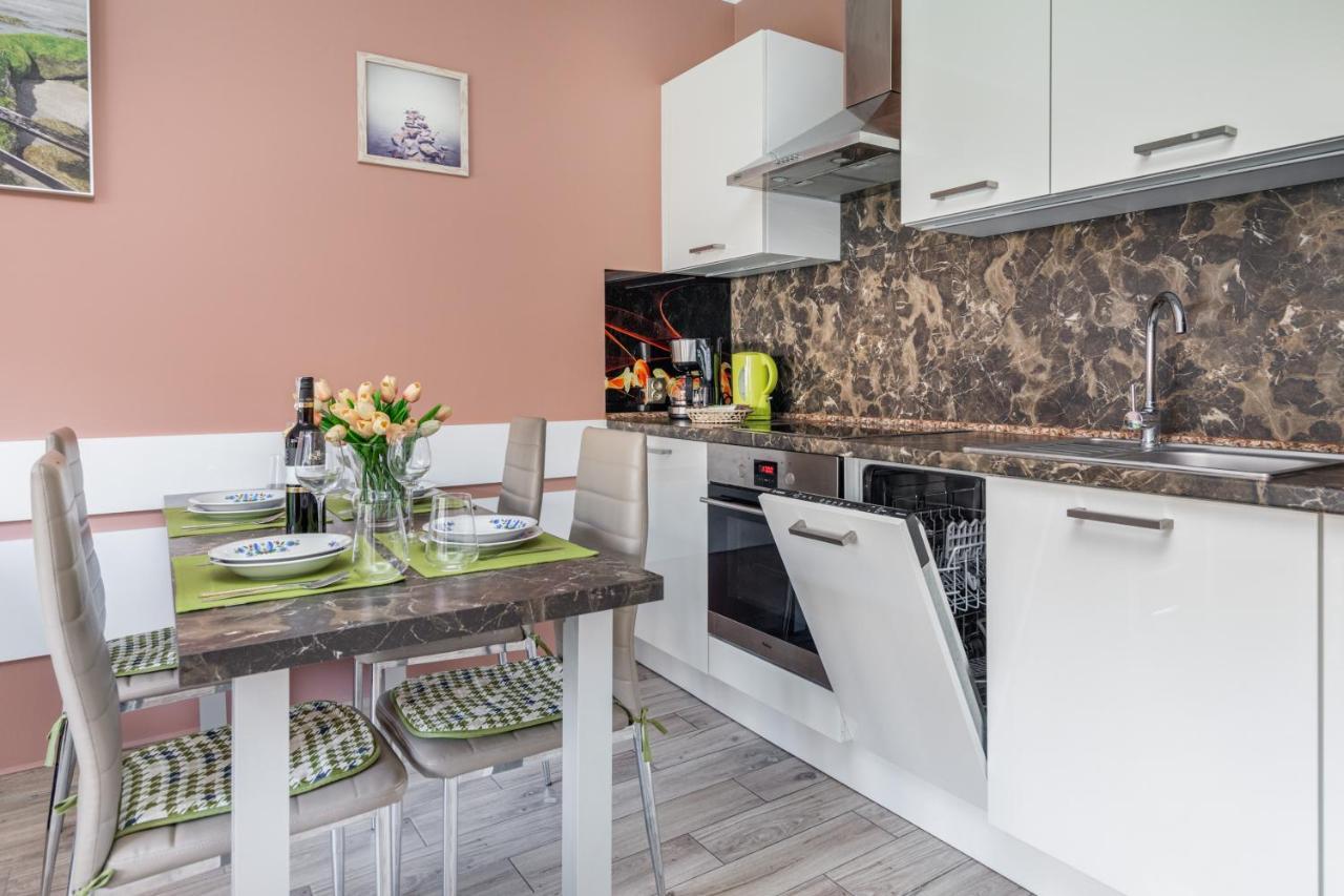 Polnocna By Renters Apartment