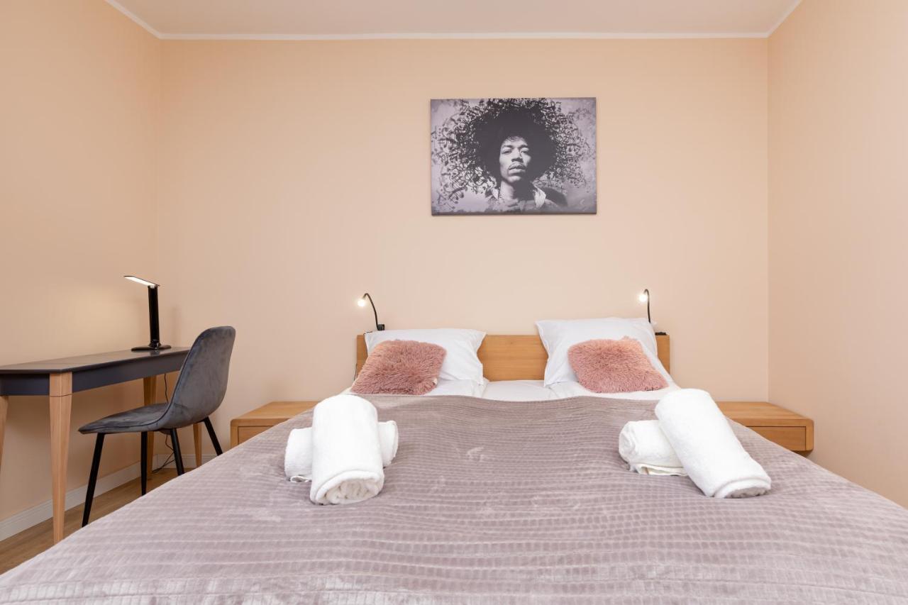 Polnocna By Renters Apartment *